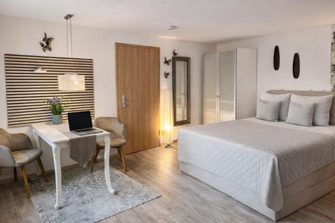 Wohnung mit Charme, Netflix Apartment in Karlsruhe