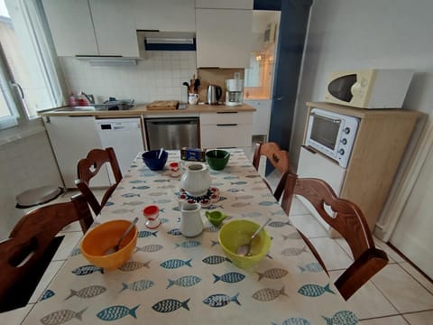 gite notre désir 100 m de la mer House in Jullouville