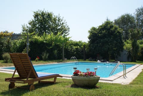 Swimming pool, Swimming pool