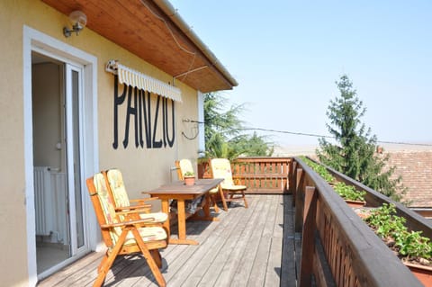 Balcony/Terrace, Balcony/Terrace