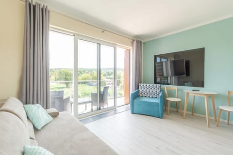 TV and multimedia, Photo of the whole room