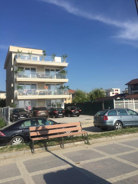 Property building, Street view