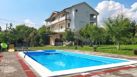 Property building, Swimming pool