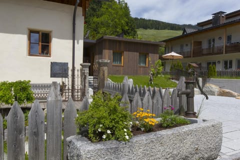 Property building, Garden