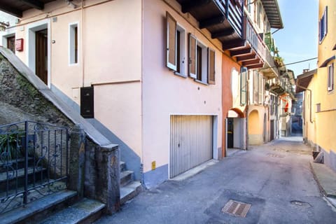 Property building, Neighbourhood, Street view
