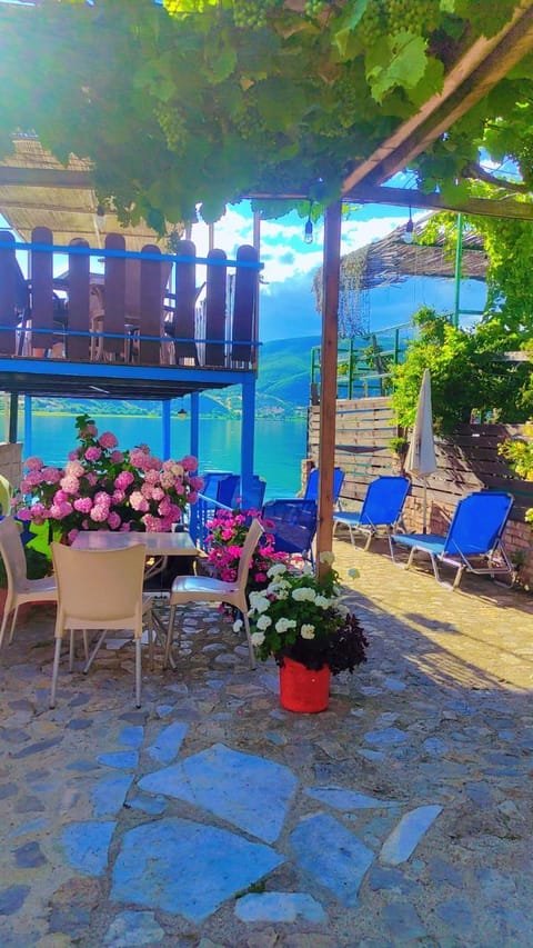 ERDA LAKESIDE Guesthouse Bed and Breakfast in North Macedonia