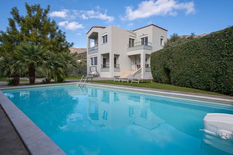 Garden, Pool view