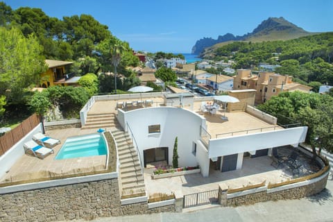 Facade/entrance, Bird's eye view, Swimming pool, Swimming pool