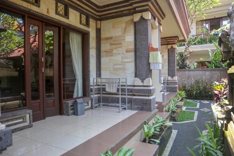 Garden, Balcony/Terrace