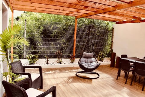 Patio, Garden