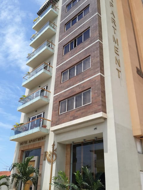 Property building, Facade/entrance