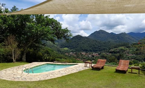 Casa Alpina com vista panoramica de Lumiar House in State of Rio de Janeiro