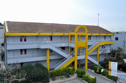 Facade/entrance, Property logo or sign, Bird's eye view