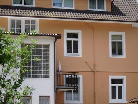 Finken, Gästezimmer an der Rench Bed and Breakfast in Ortenau