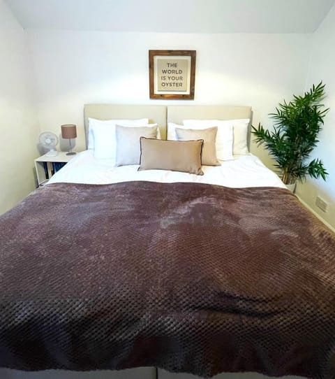 Afan Valley Home - Contractor Accommodation House in Wales