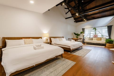 Bed, Photo of the whole room, Bedroom, bunk bed