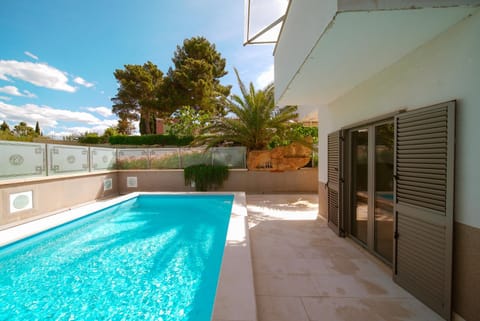 Summer, Pool view, Sports