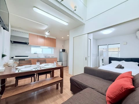 TV and multimedia, Kitchen or kitchenette, Living room, Dining area