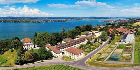 Property building, Lake view