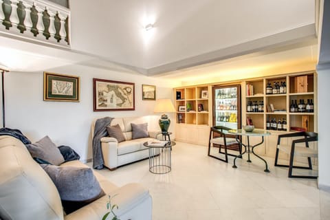 Alfresco luxury Villa with Heated pool Villa in Emilia-Romagna