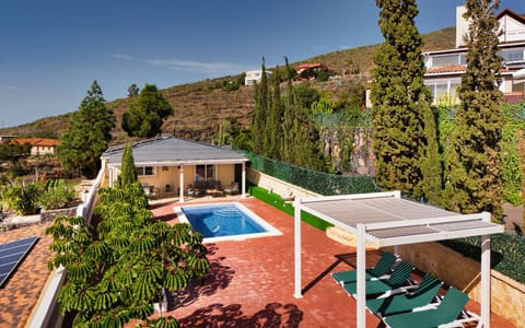 Property building, Pool view, Swimming pool