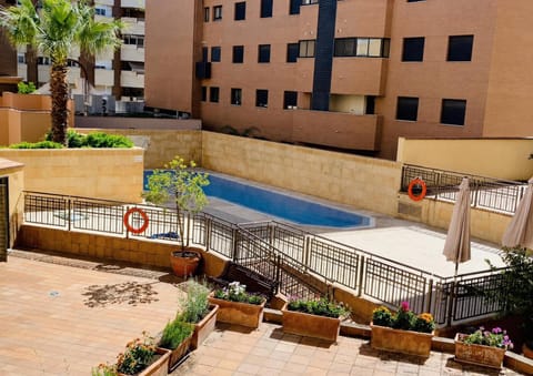 Pool view, Swimming pool