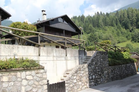 Property building, Natural landscape, Mountain view
