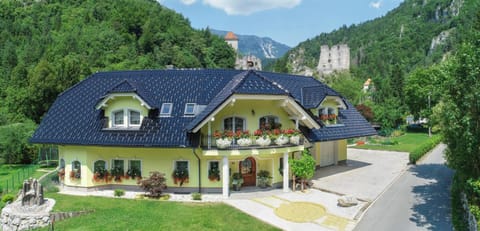 Property building, Nearby landmark, Natural landscape, Garden