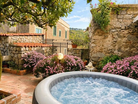 Spring, Natural landscape, Hot Tub