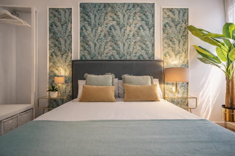 Bed, Bedroom, wardrobe