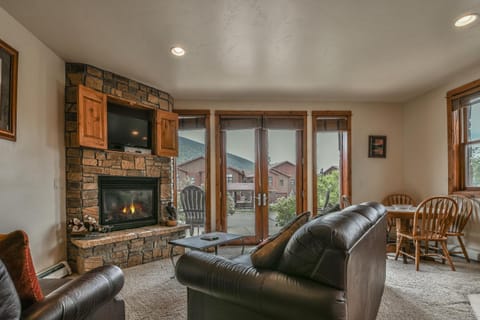 Antlers Gulch 501 by SummitCove Lodging House in Keystone