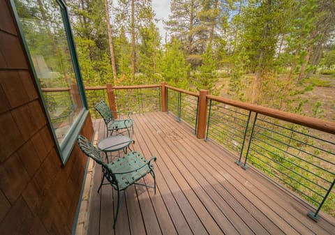 Starfire 1979 by SummitCove Lodging House in Keystone