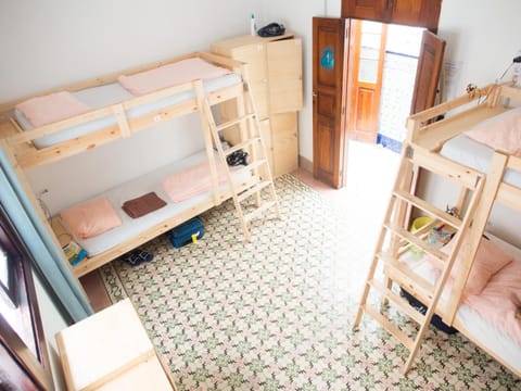 Bedroom, bunk bed