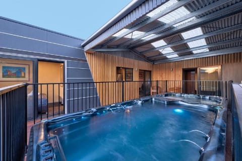 Spa and wellness centre/facilities, Swimming pool