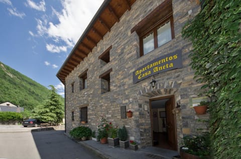 Property building, Day