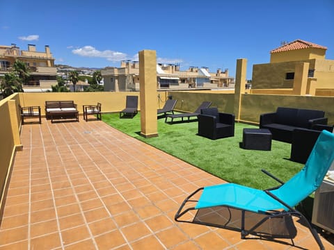 Balcony/Terrace, sunbed