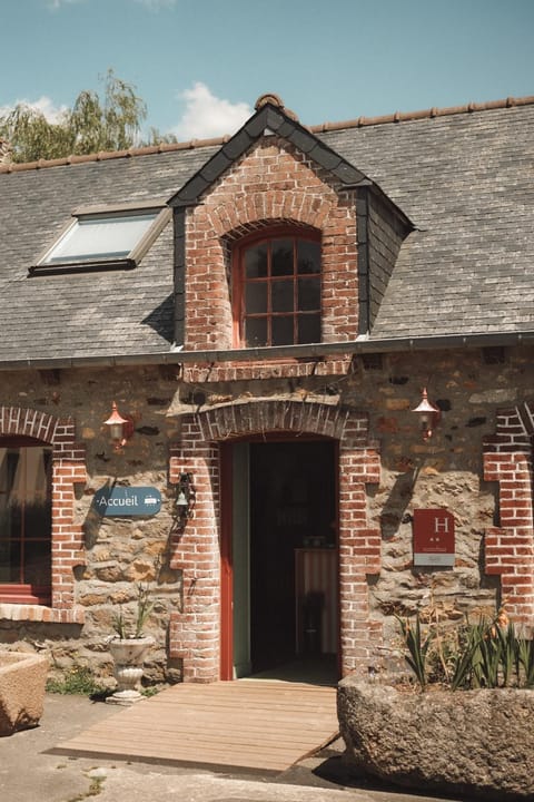 Property building, Landmark view