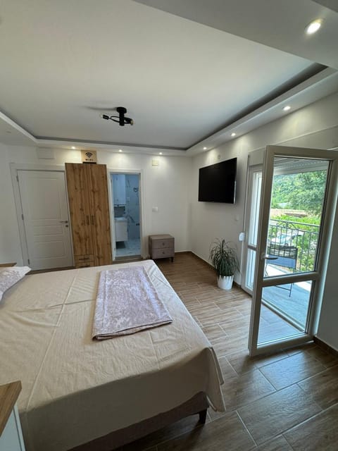 Spasic Apartments Sutomore Bed and Breakfast in Montenegro