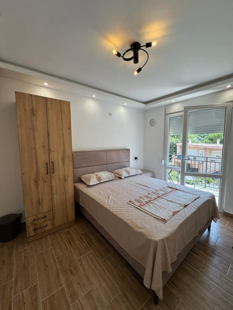 Spasic Apartments Sutomore Bed and Breakfast in Montenegro