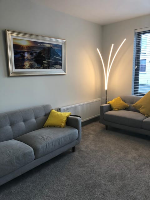 6 Hatheran Square House in Portstewart