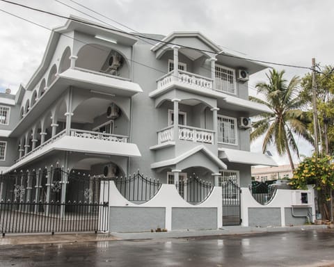 Property building, Balcony/Terrace