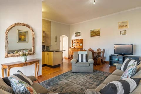 Fever Tree Place Apartment in Cape Town