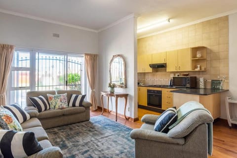 Fever Tree Place Apartment in Cape Town