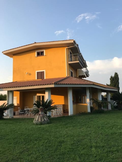 Relais Le Folaghe Bed and Breakfast in Ladispoli