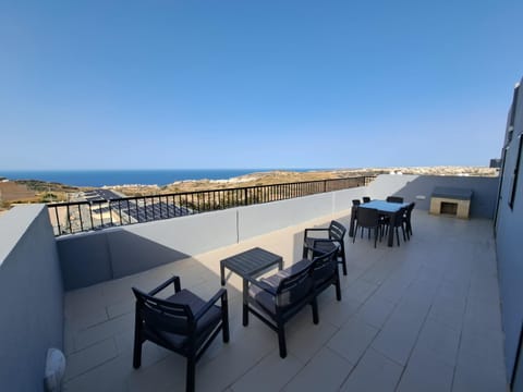 Sea view penthouse Apartment in Malta