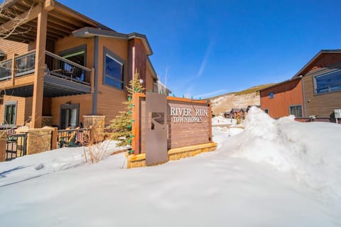 River Run Townhomes 100 by SummitCove Lodging House in Keystone