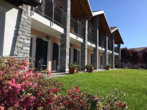 Property building, Garden