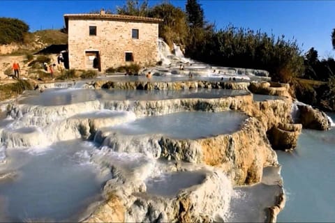 Argilaia - Country House in Saturnia with Pool House in Lazio
