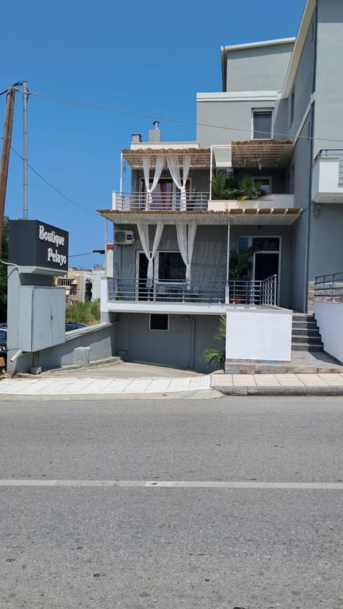 Property building, Facade/entrance