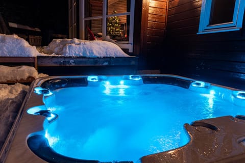 Hot Tub